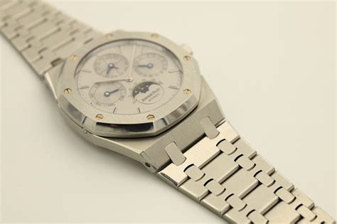 audemars piguet 25820|ap 15300st.